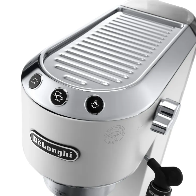 café-orgánico-luca—Cafetera-espresso-Dedica-Style-EC685—De’Longhi-2_4 café-orgánico-luca—Cafetera-espresso-Dedica-Style-EC685—De’Longhi-2_4