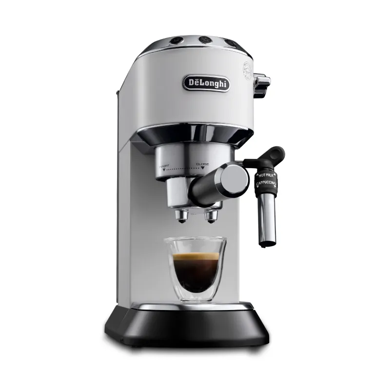 café-orgánico-luca—Cafetera-espresso-Dedica-Style-EC685—De’Longhi_3 café-orgánico-luca—Cafetera-espresso-Dedica-Style-EC685—De’Longhi_3